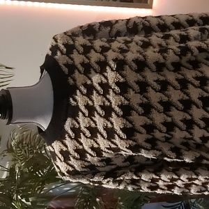 Houndstooth Oversized Sweater